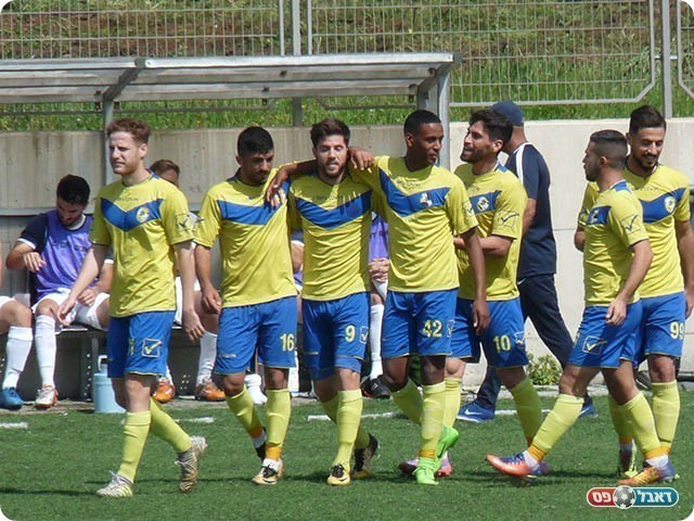 שחקני יבנה (אלי שמואלי)